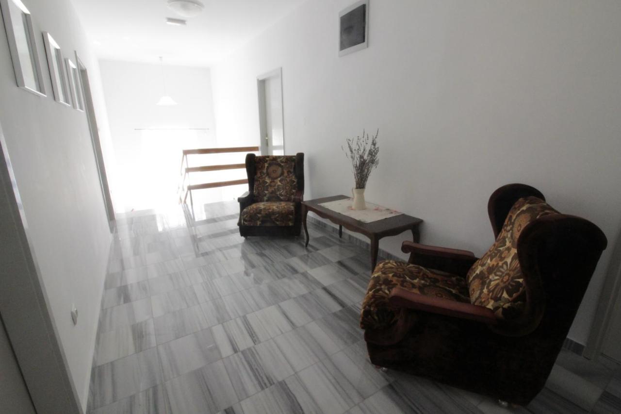 Studios & Rooms Fiesta Novalja Εξωτερικό φωτογραφία